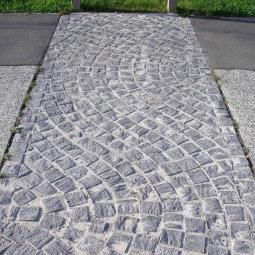 lastricato in pietra