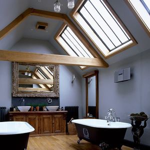 finestra da tetto in legno