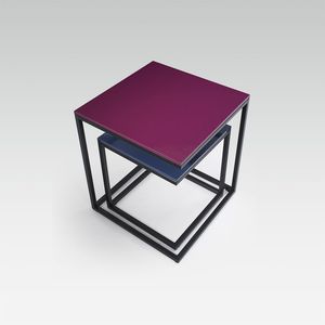 tavolino basso moderno