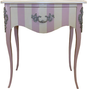 comodino in stile / in legno laccato / rettangolare / con cassetti