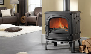 stufa a legna / in ghisa / tradizionale / 0 - 5 kW