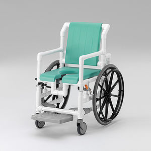 poltrona medica con rotelle / con poggiagambe