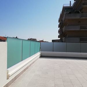 profilo in alluminio estruso