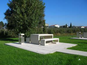 tavolo da picnic contemporaneo 1