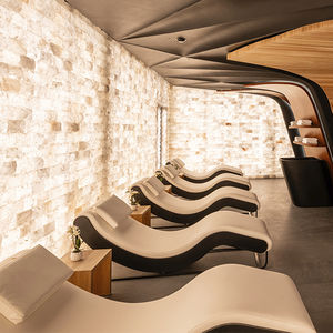chaise longue contemporanea