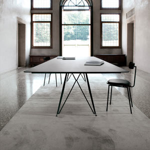 tavolo contemporaneo 1