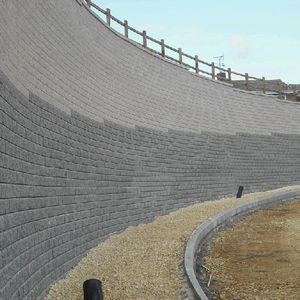 muro di contenimento in calcestruzzo