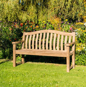 panca da giardino classica
