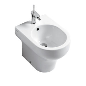 bidet in ceramica 1