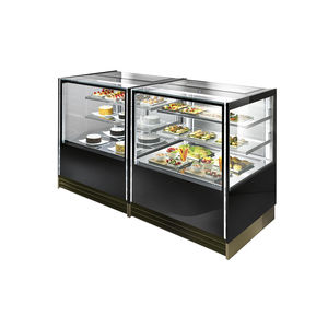 vetrina refrigerata con scaffali
