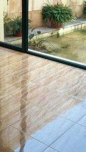piastrella in ceramica 1
