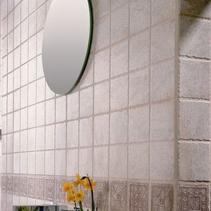 piastrella in ceramica