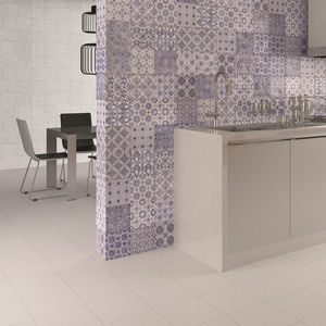 piastrella in ceramica