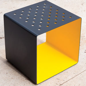 sgabello contemporaneo