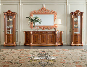 credenza in stile
