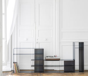 credenza in stile industriale