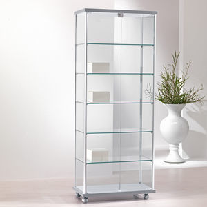 vetrina contemporanea 1