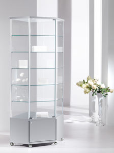 vetrina contemporanea 1