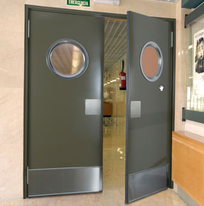 porta con oblò 1