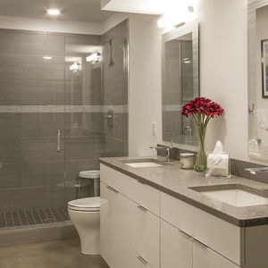 bagno moderno / in quercia / in legno dipinto