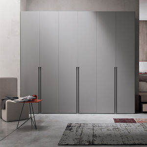 armadio contemporaneo