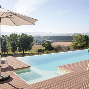 piscina a straripamento