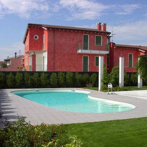 piscina a straripamento