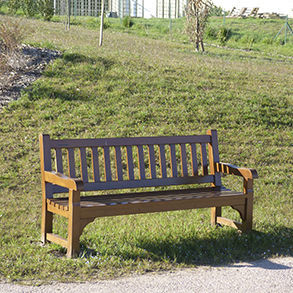 panca per spazi pubblici classica 1