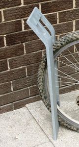 rastrelliera per biciclette a pavimento
