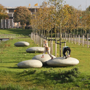 roccia da arrampicata per parco giochi