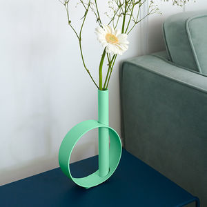 vaso contemporaneo
