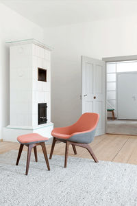sgabello moderno