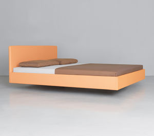 letto flottante / matrimoniale / moderno / con testiera