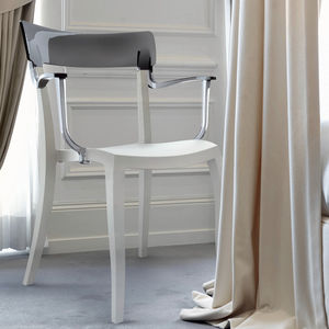 sedia contemporanea 1