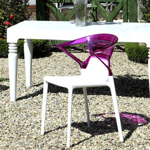 sedia contemporanea 1