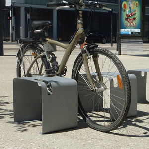 rastrelliera per biciclette in acciaio galvanizzato