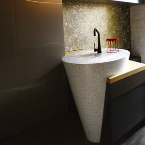piano di lavoro in Solid Surface