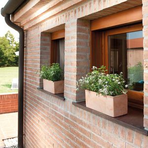vaso da giardino in terracotta