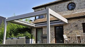 pergola addossata