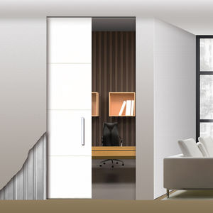 cornice di porte in legno