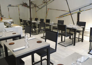 sedia da ristorante moderna