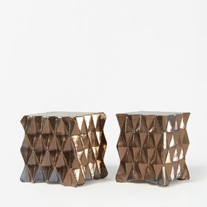 tavolo d'appoggio moderno / in ceramica / quadrato / dorato