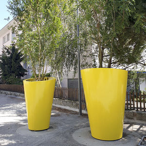 fioriera in acciaio