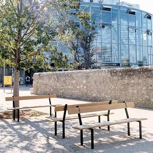 panca per spazi pubblici contemporanea 1