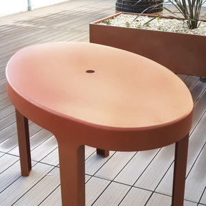 tavolo contemporaneo 1