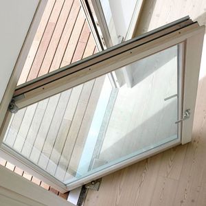 finestra in legno