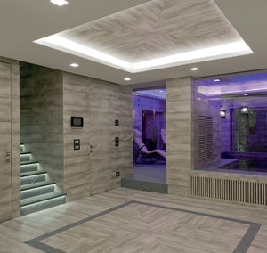 luce LED 1