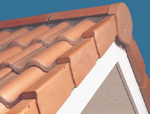 tegola marsigliese / di colmo