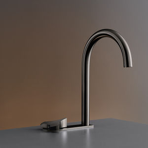 miscelatore per lavabo 1