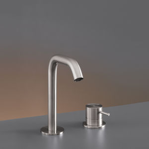 miscelatore per lavabo 1